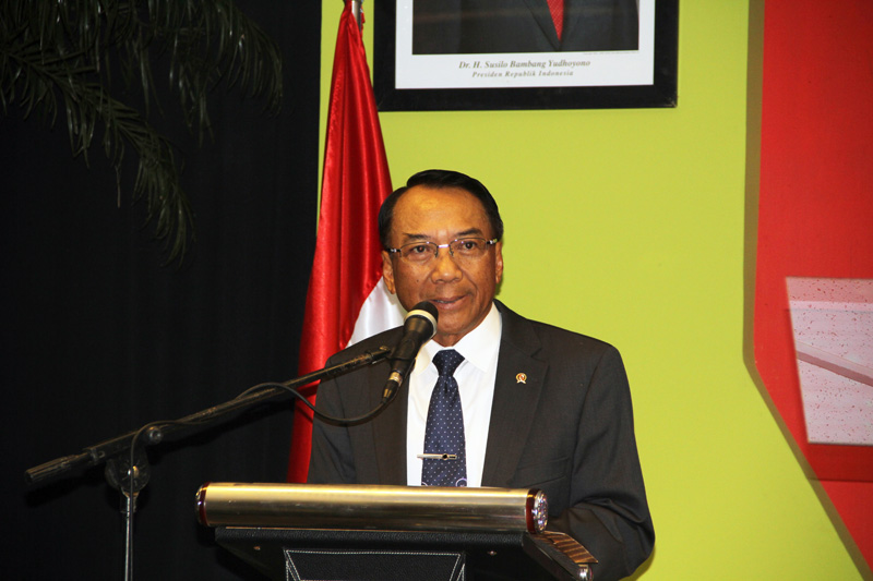 Penghargaan Distinguished Honorary Fellowship of CAFEO Untuk Menteri ESDM